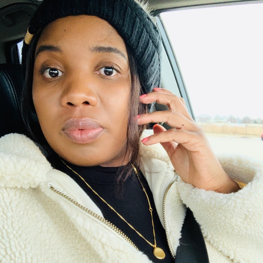 Meet your Posher, Tlaleng
